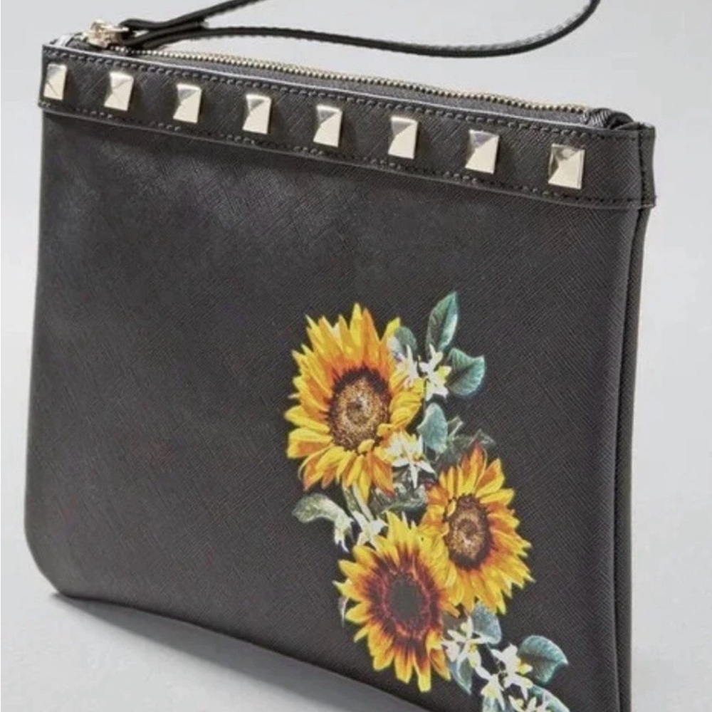White House Black Market Black Sunflower Studded Women's Clutch-NEW